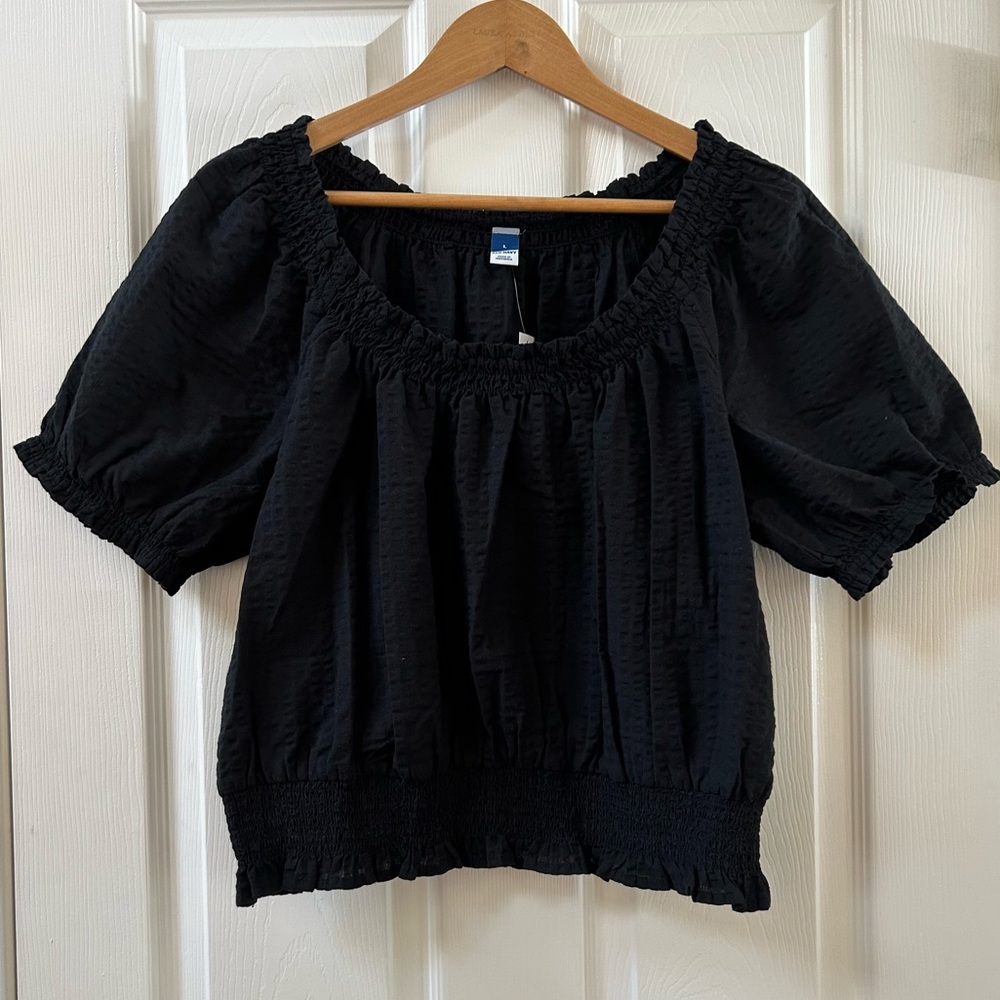 NWT Old Navy Black Crop Top Size Large
